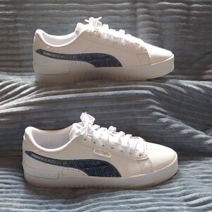 Puma White Sneakers with Navy Accents Women Size 9